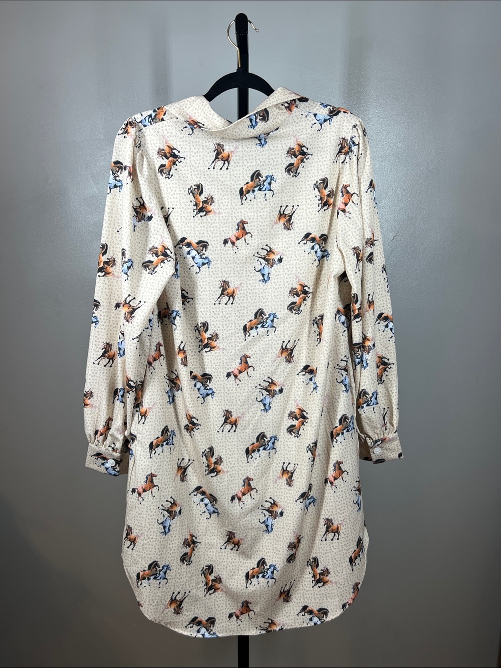 Nylon Apparel Women’s Beige Horse-Print Button-Down Dress - Picture 4 of 6